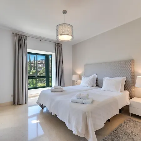 2-bed In Capanes Del Golf